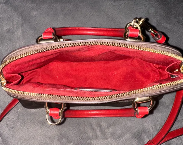 Katy Satchel - Image 6