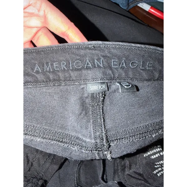 American Eagle Jeans Women 6 Washed Black Mom Jeans Straight Distressed Stretch‎ - Image 6
