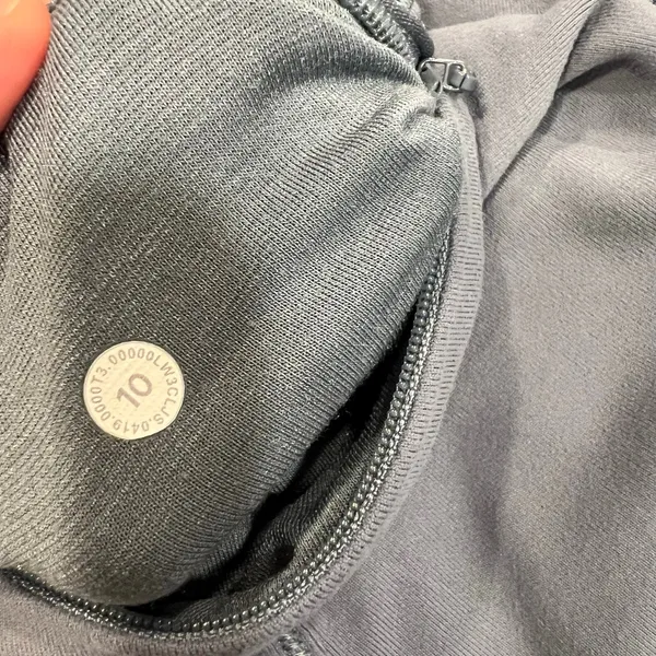 Lululemon Warm Stabilizer 1/2 Zip Hoodie 10 women blue charcoal - Image 6