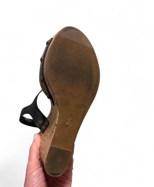 Arizona Jean Co Wedge Sandals - Image 8