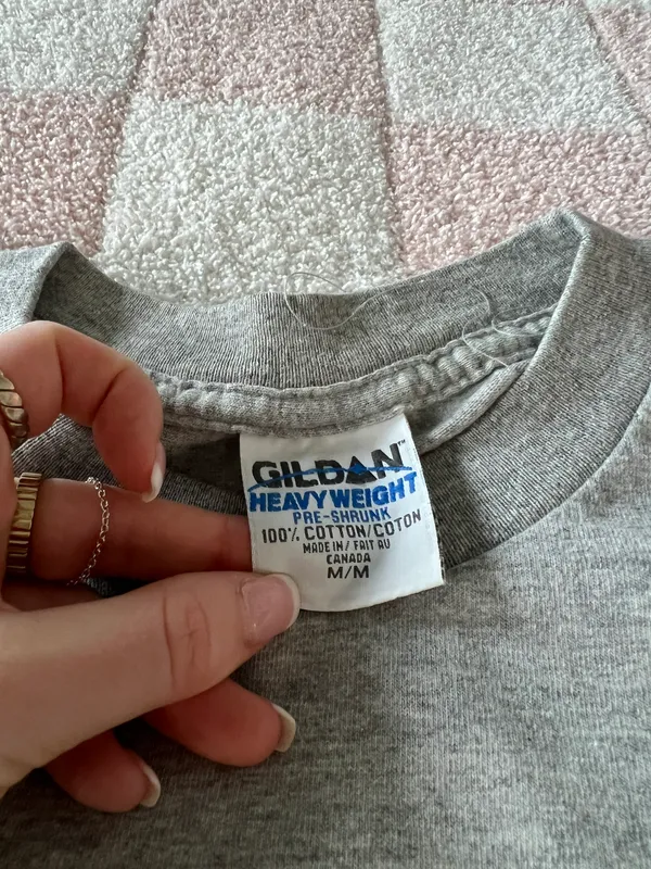 Gildan Tee - Image 3