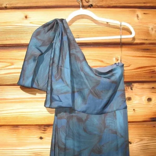 NWT Sachin + Babi Chelsea Blue Size One Shoulder Gown Dress FLAWS - Image 10
