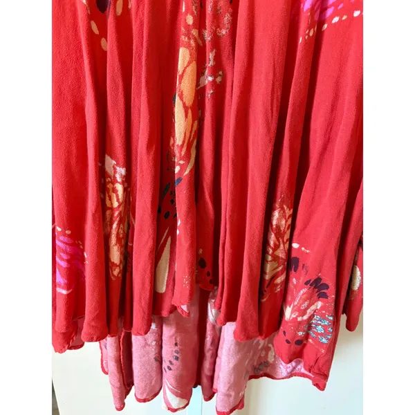 Free People Red Butterfly Print V-Neck High Low Tunic Top Small - Image 4