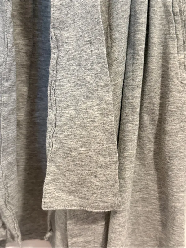 Carole Hochman Grey Robe with Black Lace Trim - Image 6