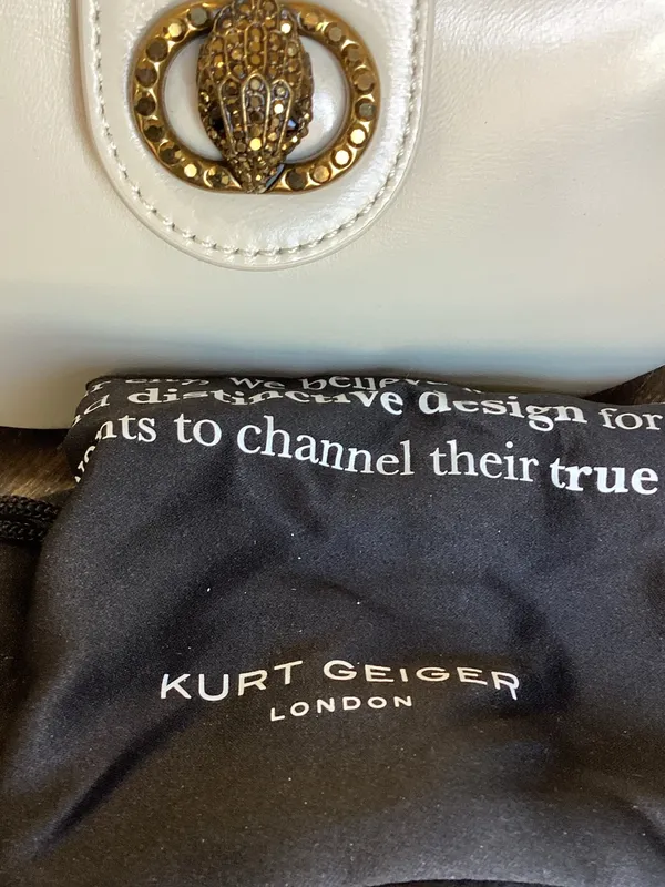 Kurt Geiger London Small Chelsea Chain Strap Beige Leather Crossbody Bag - Image 9