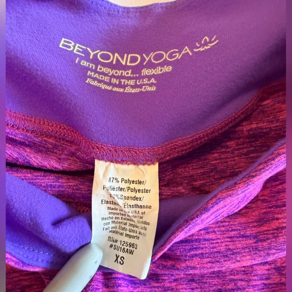 Beyond Yoga Spacedye Capri Leggings XS - Image 4