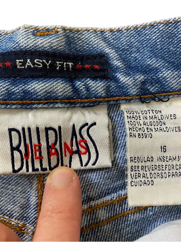 VINTAGE BILL BLASS Cut Off Jean Shorts - Image 4