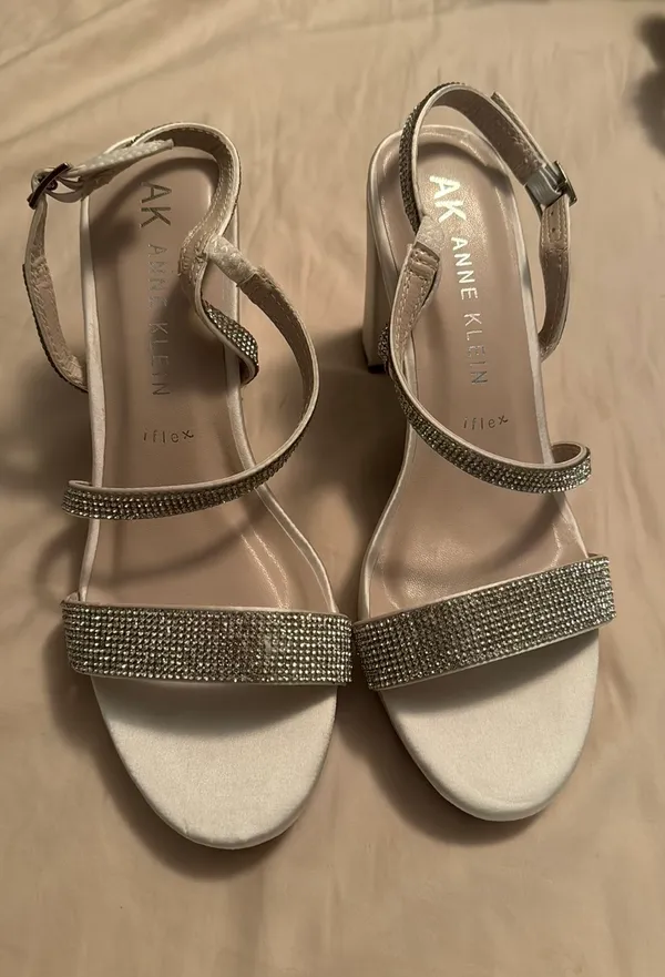 White Jeweled Heels Size 7.5 - Image 2