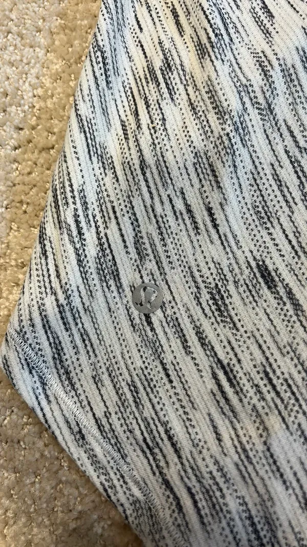 Lululemon top - Image 3