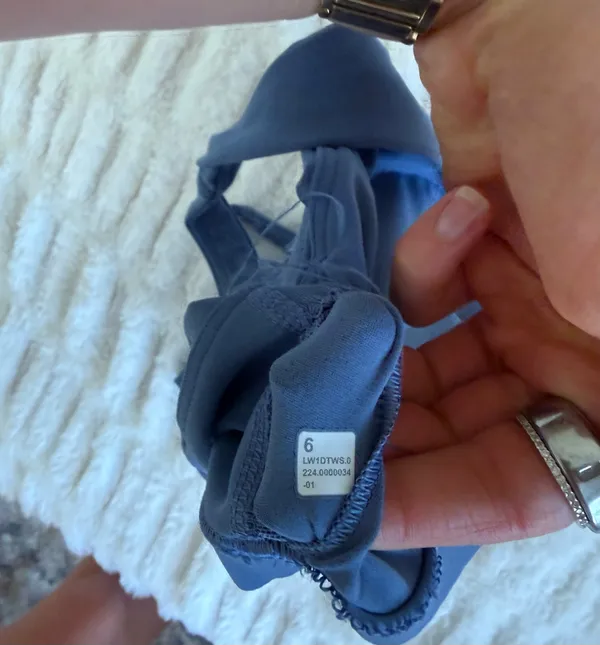 Lululemon Align Seamless V-Neck Bralette - Blue - Image 3