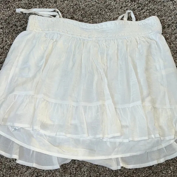 Love Stitch women’s cream tank top sz small NEW - Image 7
