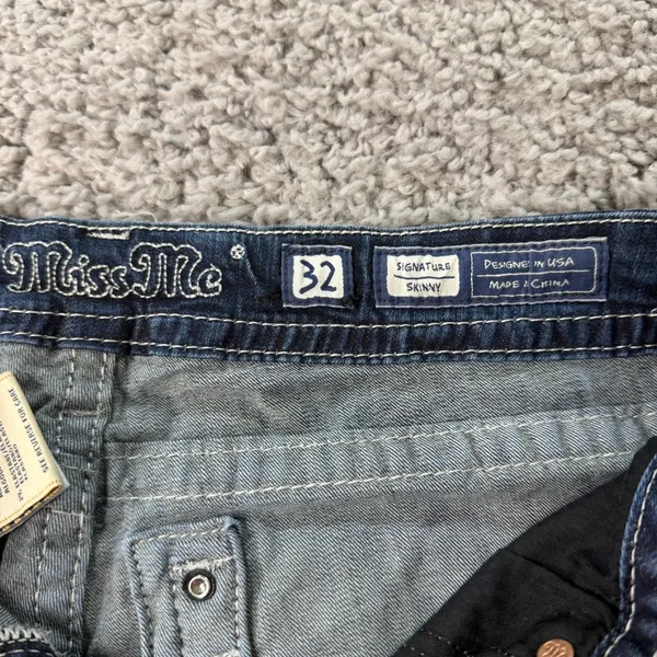 Miss Me Signature Skinny Jeans Dark Wash Embellished JE7213S2L Size 32 - Image 9
