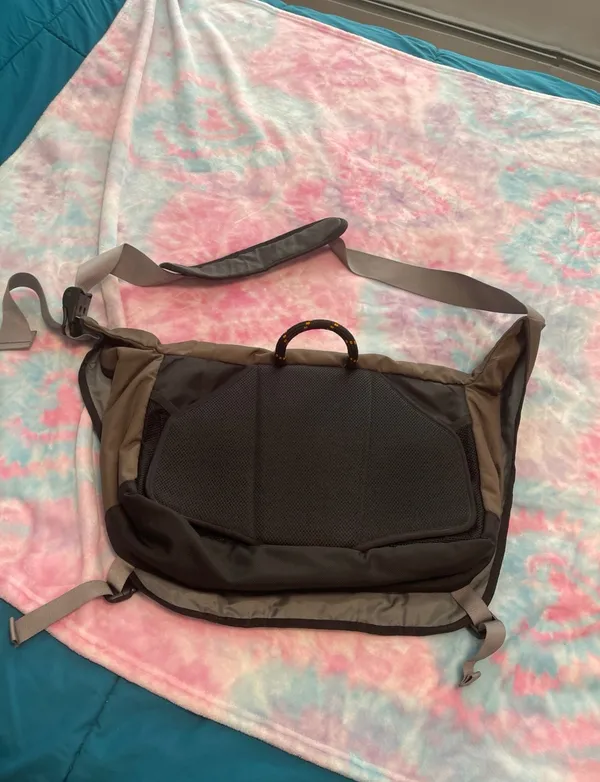 LL Bean messenger bag - Image 6