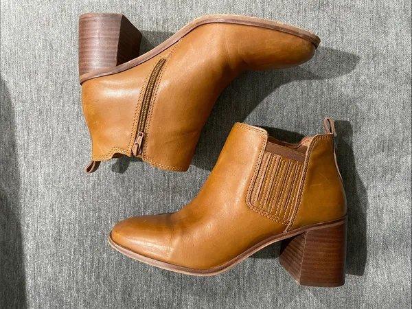 Lucky Brand Debruh Heeled Bootie Medium Dark Brown Size 8 - Image 11