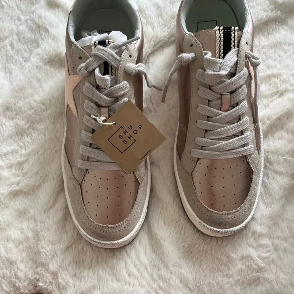 NEW Altar’d State Rose Gold Paz Star Sneakers Size 8.5 - Image 7