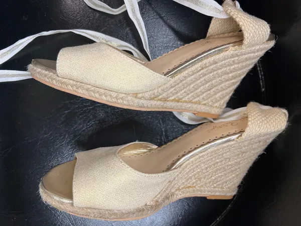 Lilly Pulitzer Wedges Espadrille - Image 4