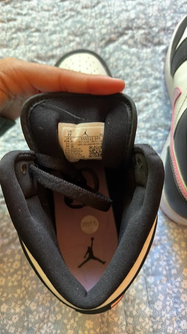Nike Jordan Air Jordan - Image 2