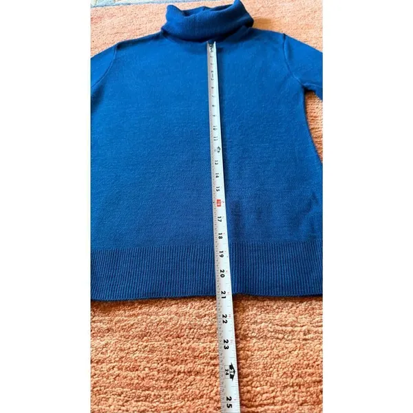 Vintage Dragonfly Blue Turtleneck Sweater Soft Wool Made in USA Size S - Image 4