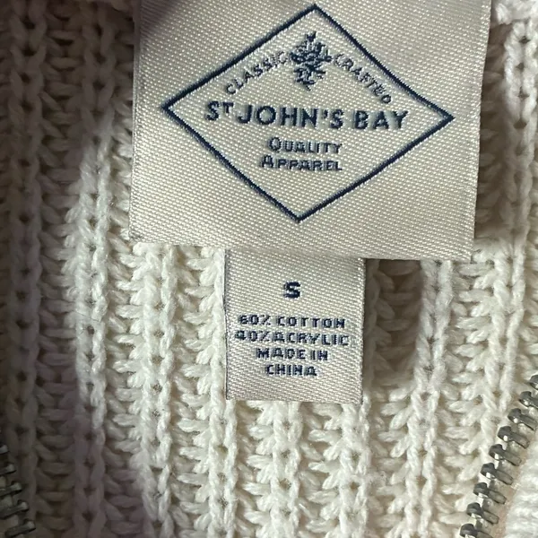 💥St. John's Bay Ivory and Red Stripes Crew Neck Long Sleeve Sweater S - Image 9