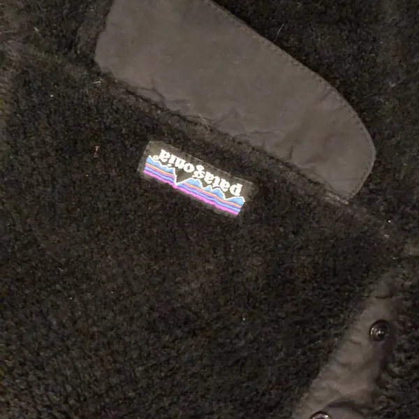 Patagonia black fleece size small - Image 3