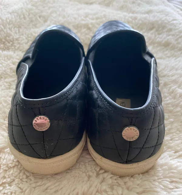 Steve Madden Slip-Ons - Image 4