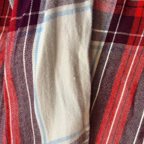 Levi’s Boyfriend Fit Plaid Button Down Blouse Medium - Image 11