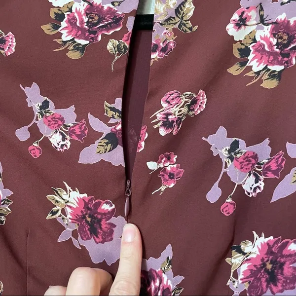ASTR The Label Maroon Floral Wrap Front Mini Dress Womens XS Fall Boho Ruched - Image 12