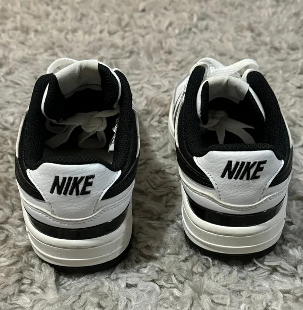 Gamma Force Shoes Sz 6 White & Black - Image 4