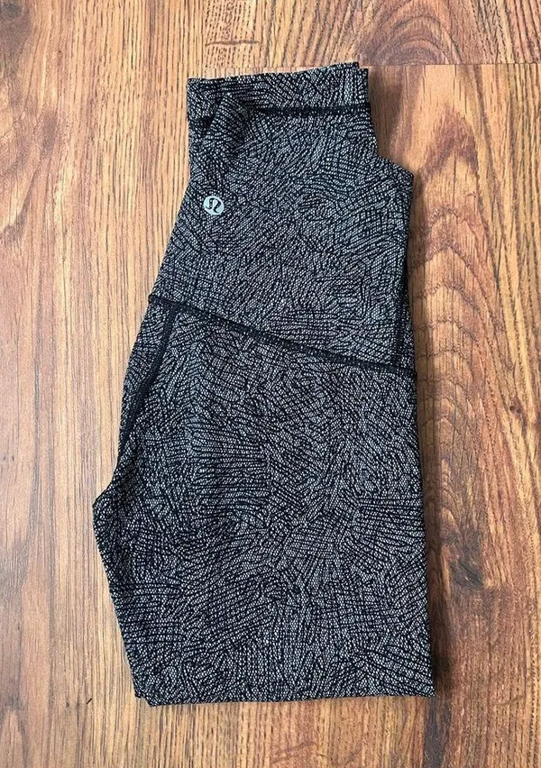 Lululemon leggings - Image 11