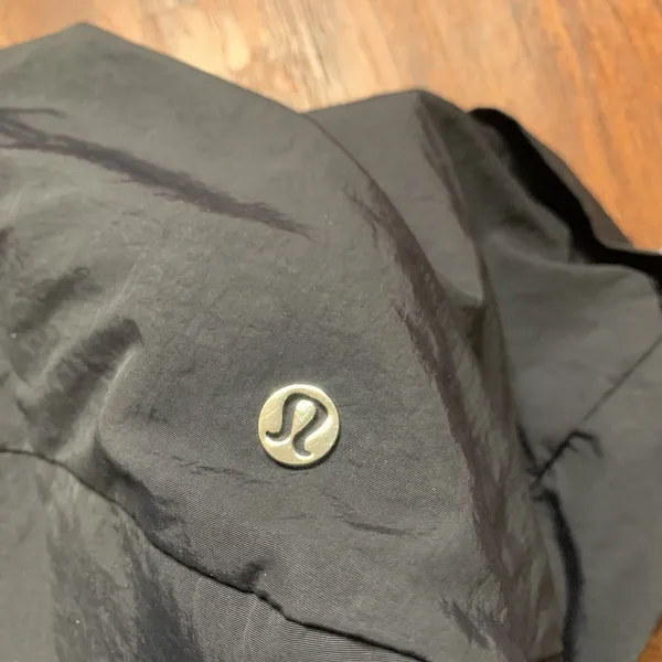 Lululemon On My Level Bag 2.0 19L Black Tote Crossbody Gym Travel Athleisure - Image 10