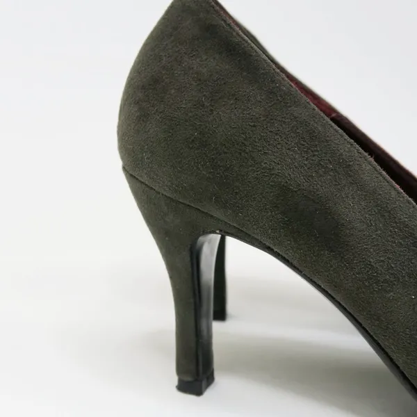 Vintage 60s Verani Suede High Heel Pumps - Image 7
