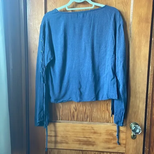Cloth & Stone by‎ Anthropologie Bohemian Bell Sleeve Top - Image 2