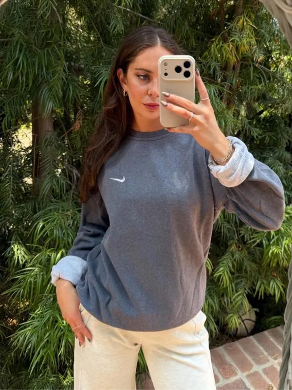 Nike grey crewneck sweatshirt Size L #sweatshirt #athleisure #comfy - Image 2
