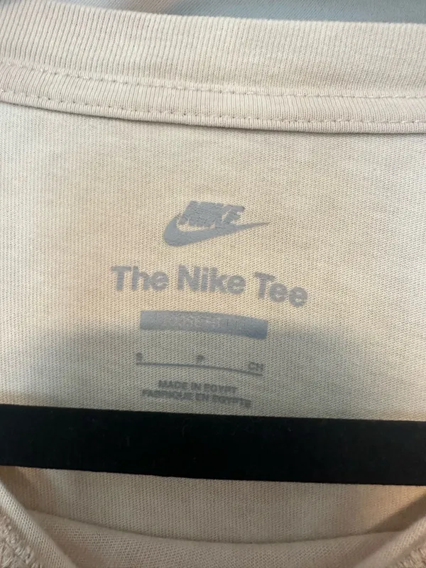 Nike The Tee T-Shirt - Image 2