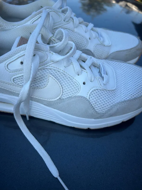 Nike Air Max Running Shoes Women’s 10 Dawn White Cream - Image 9
