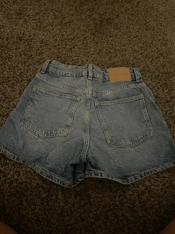 H&M Shorts - Image 2