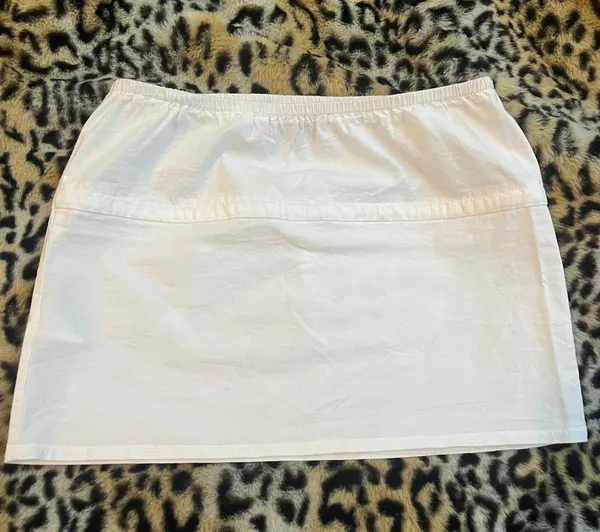 Edikted Linen Tube Top - Image 3