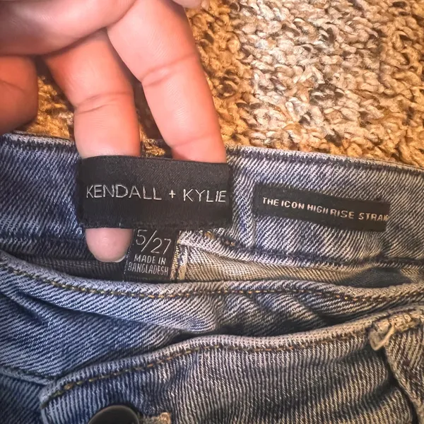 Kendall + Kylie The Icon High Rise‎ Straight Leg Ripped Distressed Jeans Women's - Image 2