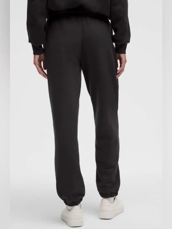 Lululemon NWT Scuba Mid Rise Oversized Graphic Joggers Black Size S - Image 2