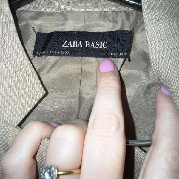 Zara tan basic blazer - Image 3