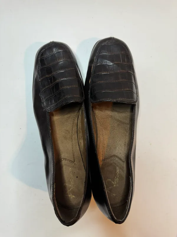 Aerosole A2 Wedge Slip-On Loafers Size 7.5 - Image 4