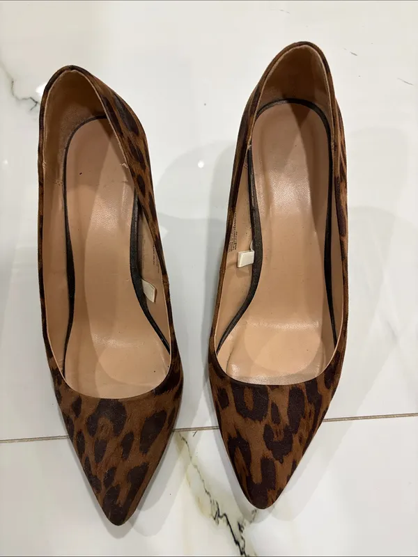 Target Leopard Print Pointed Toe Pumps - Brown & Black size 9 - Image 3
