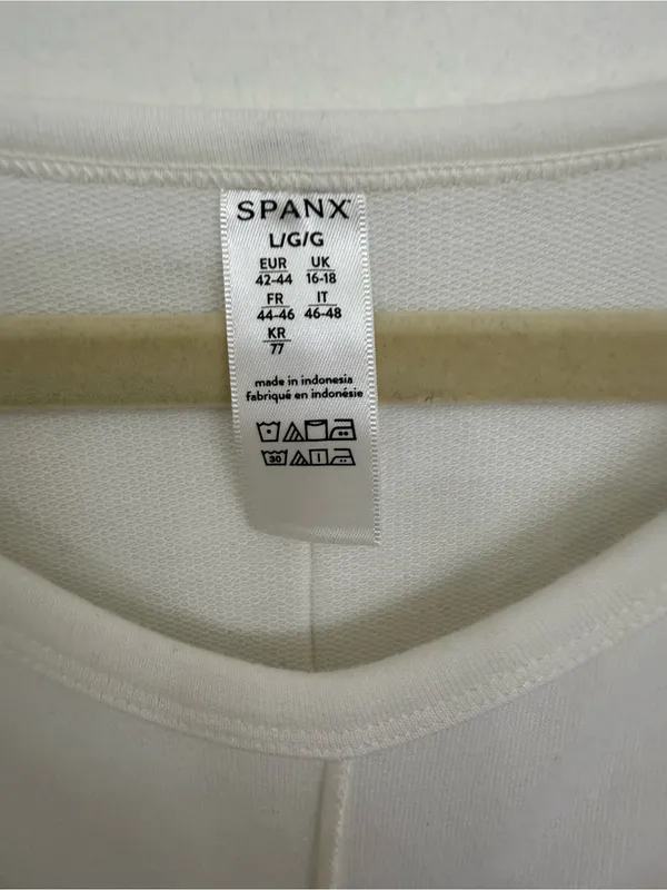 SPANX Classic White Long-Sleeve Women's Top Size Large - Image 3