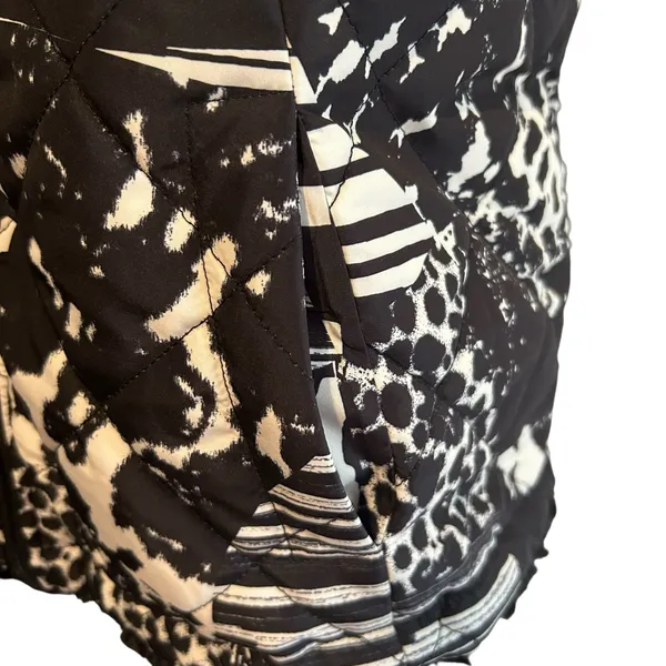Puffer Vest Faux Fur Lined SM Black White Pockets Quilted Animal Print Multiples - Image 4