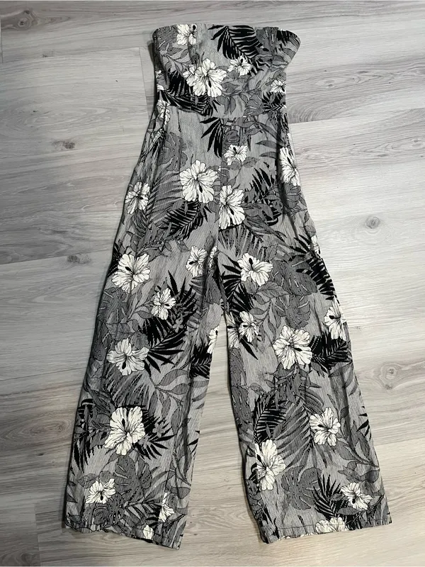 Gilli Black‎ & White Strapless Floral Wide-Leg Jumpsuit - Image 4