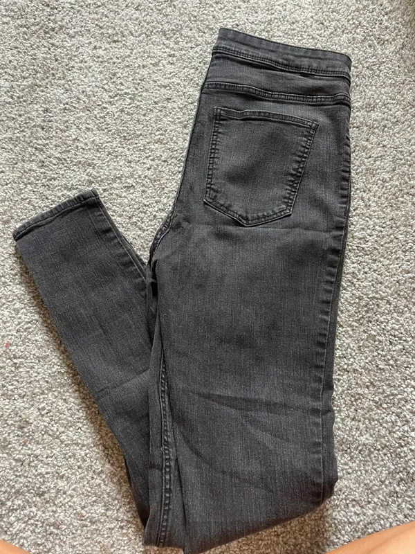 Black Skinny Jeans Size 8 - Image 2