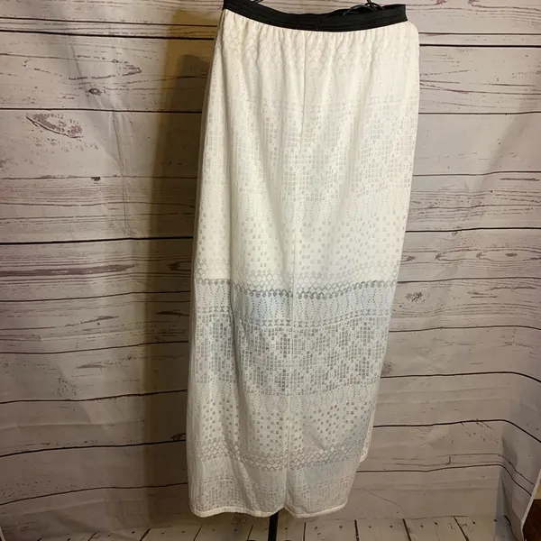 Xhilaration cream maxi skirt with front slits - Image 3