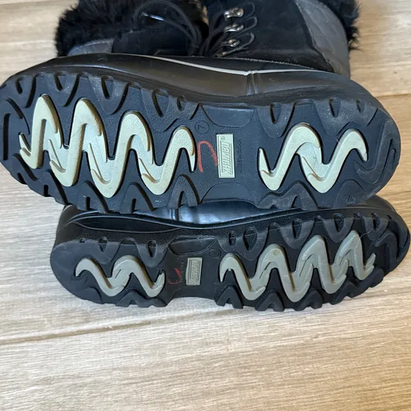 Khombu Nordic 2 women's black suede leather winter snow boots size 7M‎ - Image 9
