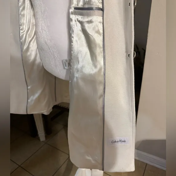 Off white Calvin Klein single breast belted button trench style coat - Image 7