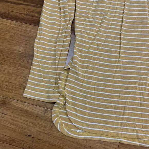 American Eagle Top womens Medium Yellow Soft & Sexy Striped Long Sleeve‎ V-Neck - Image 2